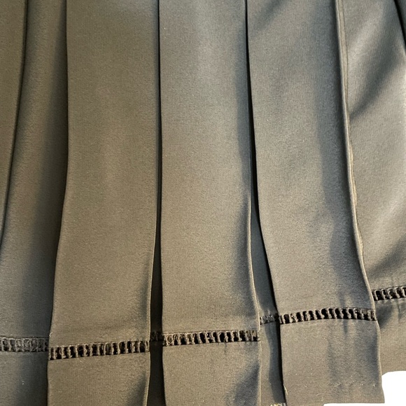 ‘Alexia’ womens black box-pleated midi skirt size 21 Made in France - Picture 7 of 7